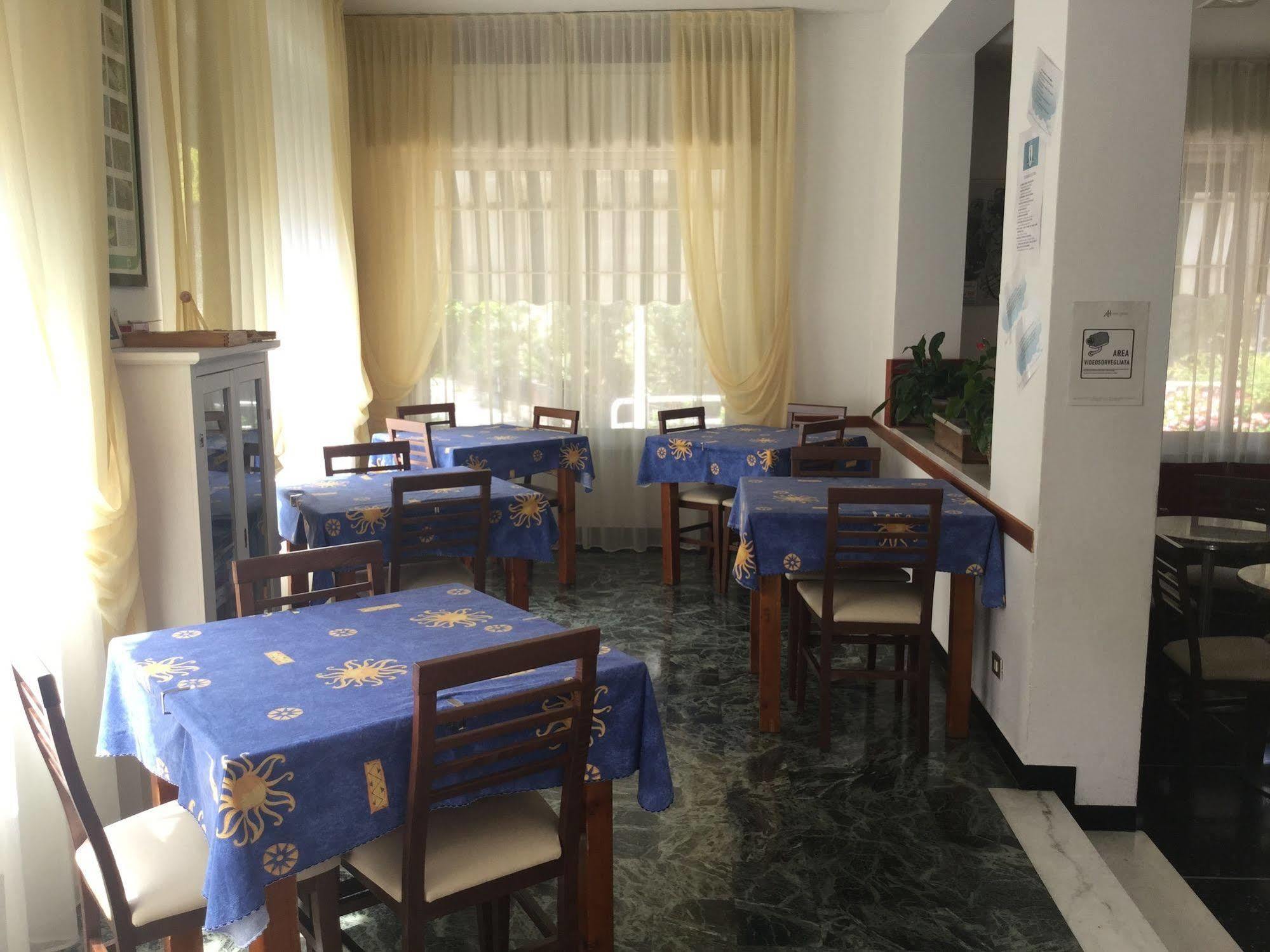 Albergo Adriana Celle Ligure Exterior foto